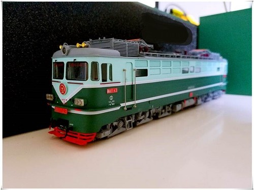 Orangutan (Kairyu) China Railway Brass SS1 Electric Locomotive (HO scale) - Picture 2 of 12