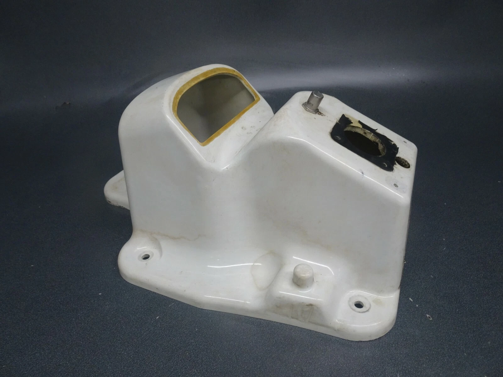 1997-2000 Yamaha OEM Engine Hatch Compartment GP7-U516A-00-00 WaveRunner GP1200