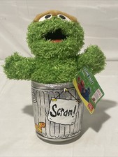 Sesame Street 10" Plush: Oscar the Grouch. New