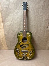 GRETSCH G4520 3/4 size ACOUSTIC GUITAR (GREEN) (B33007083)