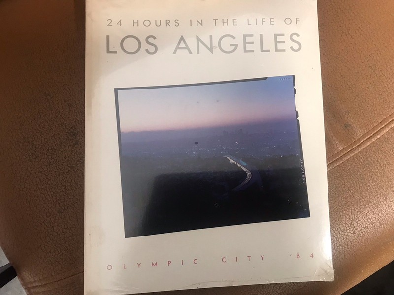 24 Hours in the Life of Los Angeles. Olympic City '84 - 1984 - softcover
