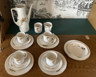 Kaffeeservice Halka Graf von Henneberg Ilmenau Gold unvollständig - 7497 (26)