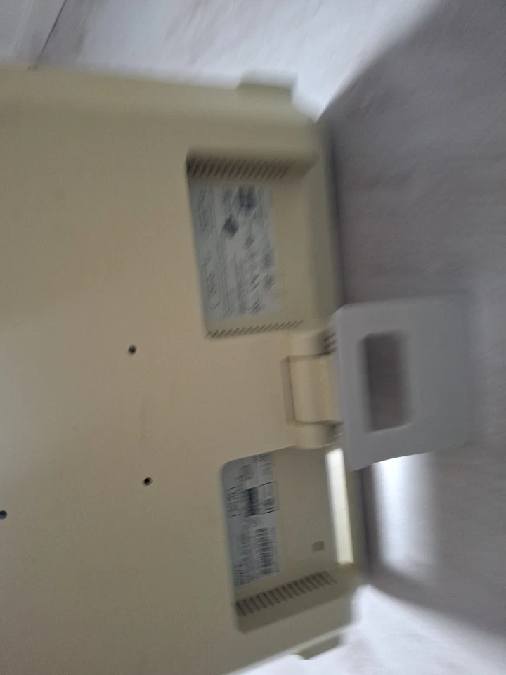 Sony SDM-E96D TFT LCD COLOR Monitor - Bild 3 von 4