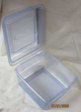 Sterilite Stackable Flip Top Blue Tint 7x6 1/4x4" Storage Unit SSFBTS-1770