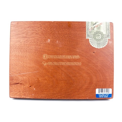 StillWell Star Toro aromatico n. 22 scatola sigari legno vuoto 11,5"" x 8,5"" x 1,5"" - Foto 9 di 12