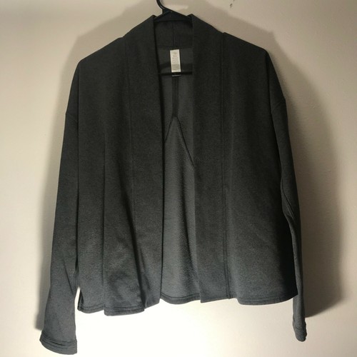 Ivivva by lululemon girls size 14 open 
