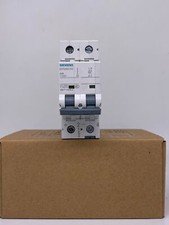 1PCS NEW air switch 5SY5204-7CC 4A SIEMENS