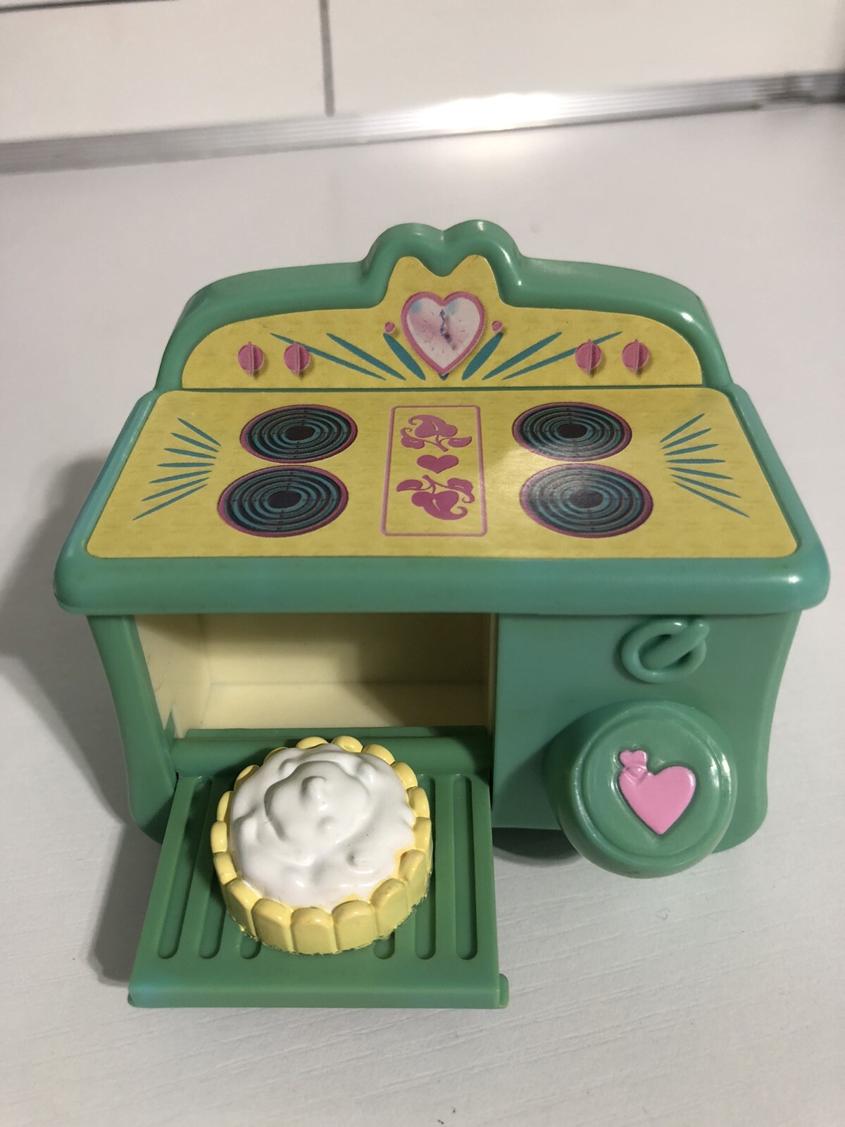 как выглядит My Little Pony Cotton Candy Cafe 2 Replacement Parts Only: Cash Register Oven фото