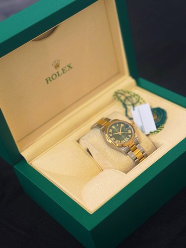 ROLEX 2024 31MM OYSTER PERPETUAL DATE JUST YELLOW GOLD/STEEL LADIES WATCH - Picture 4 of 7