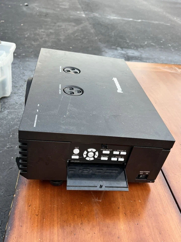 Panasonic PT-AE4000U LCD Projector - Image 4 of 4