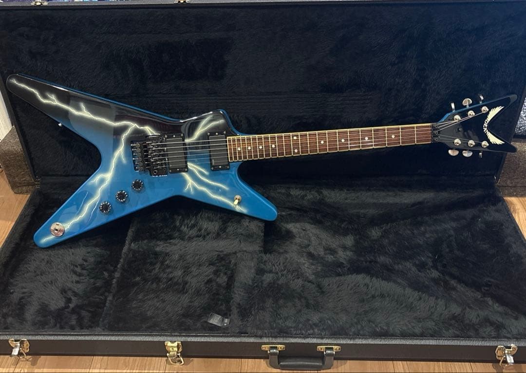 Dean Dimebag Darrell ML Guitar Lightning Bolt Iconic Electric Used