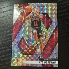 2024-25 Panini Mosaic - Ayo Dosunmu #32 Mosaic Prizm