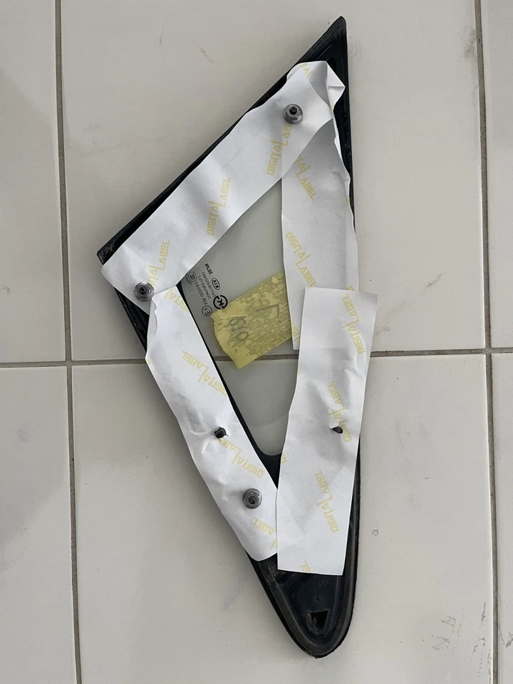 2012-2017 KIA RIO Left Front Windshield Pillar Vent Glass Window Driver Side LH - Image 2 of 3