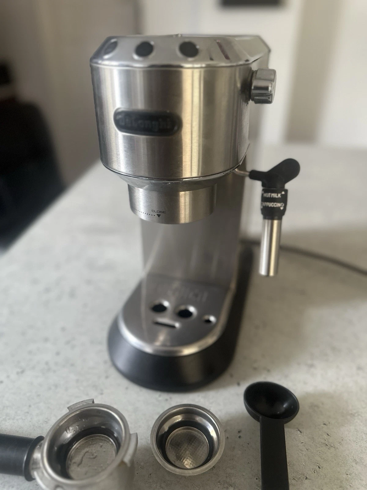 De'Longhi Dedica Style EC685 Espresso Machine - Silver