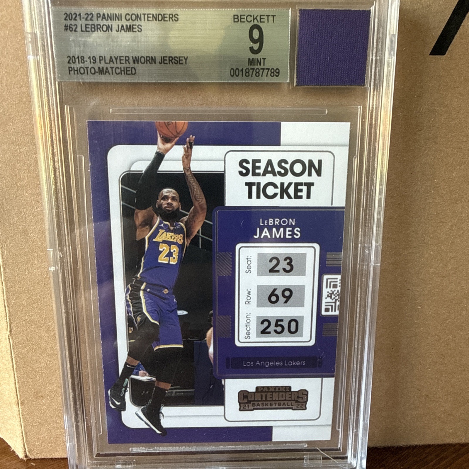 2021-22 Panini Contenders LeBron James Lakers Season Ticket #62 BGS Mem