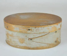 ANTIQUE NEW ENGLAND BENTWOOD OVAL PANTRY BOX - GRAY PAINT - 2 OPPOSING FINGERS