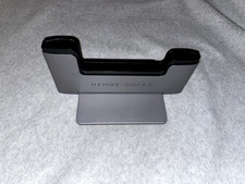 Henge Docks 15 Inch Retina Macbook Pro Vertical Docking Station - HD05VA15MBP
