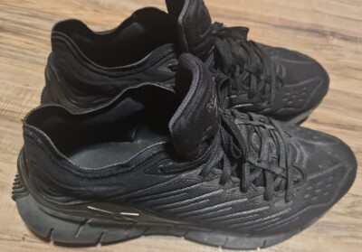 Size 13 - Reebok Zig Kinetica Black - EH1722.. Pre Own 