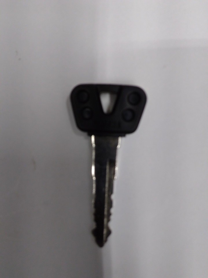 Purchase NOS Yamaha Motorcycle Old Classic Key Precut Antique Vintage Historic 1126 In Jakarta - Foto 7
