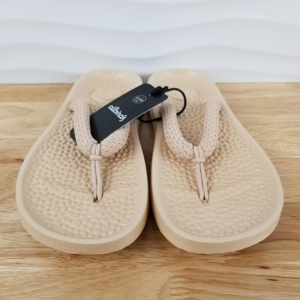 New Mens Allbirds Lux Beige Comfort Casual Thong Flip Flops Sandals Size 10 M‎ Allbirds Lux Beige Sugar Zeffer Adult Flip Flops Sandals | eBay main image 2