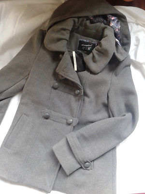 Brand New Womens Grey Coat from Primark size 10 hooded with buttons