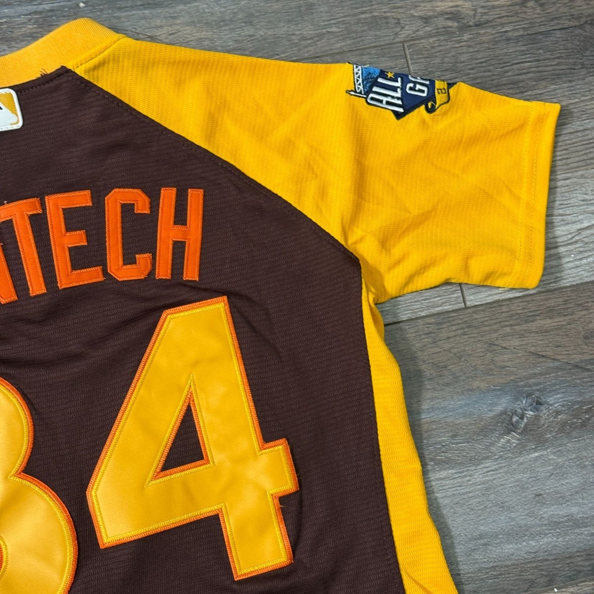 Vintage Majestic X San Diego Padres Jersey Kids Size M Nationals