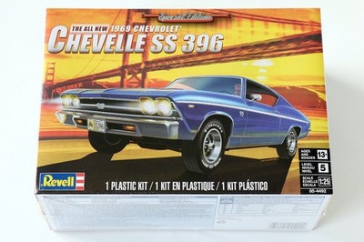 REVELL 85-4492 - 1969 Chevrolet Chevelle SS 396 - Modellbausatz im Maßstab 1:25