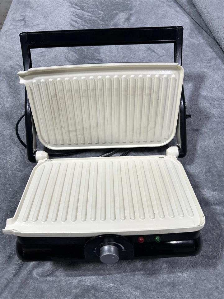 Oster Panini Maker Indoor Grill CKSTPM20W Easy To Clean Duraceramic Tested - Image 2 of 4