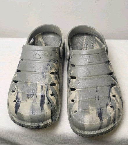 Robuste Shark RealTree Herren Camoflauge Clogs Sandalen Camouflage Größe 10-Neu - Bild 2 von 9