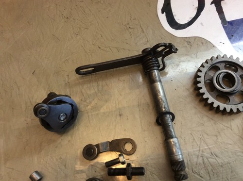 2002 Honda CRF450 CRF 450 Shift Shaft Paw Idle Gear Kick Starter Gear - Picture 8 of 9