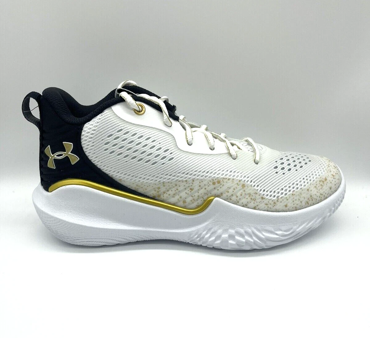 贈呈 アンダーアーマー シューズ レディース バスケットボール Under Armour Women's Flow Breakthru 3