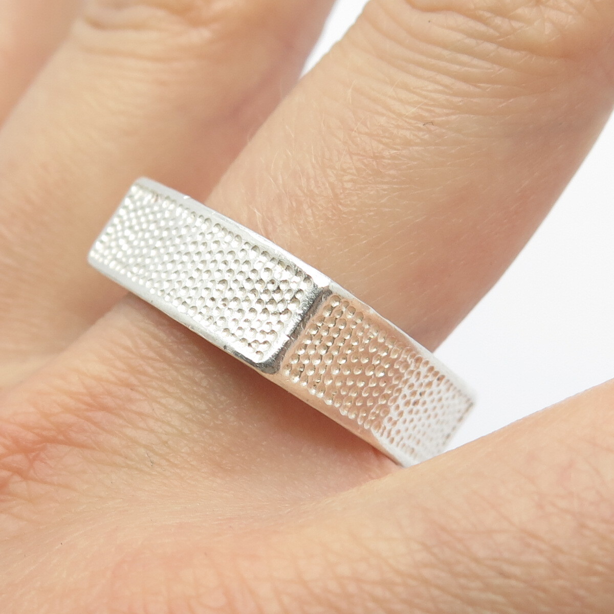 ヴィンテージ！Silver Round Dome リング Diesel's band ring features stainless steel | Diesel DX1449
