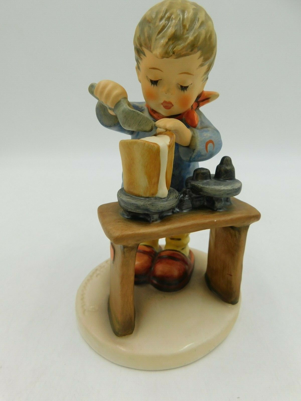 Hummel Figur 345 Der Kaufmann 15 cm. 1A Zustand