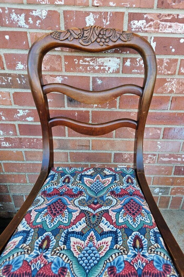 Vintage Walnut Dining Chair Carved Grapes And Leaves Back - Image 4 of 4
