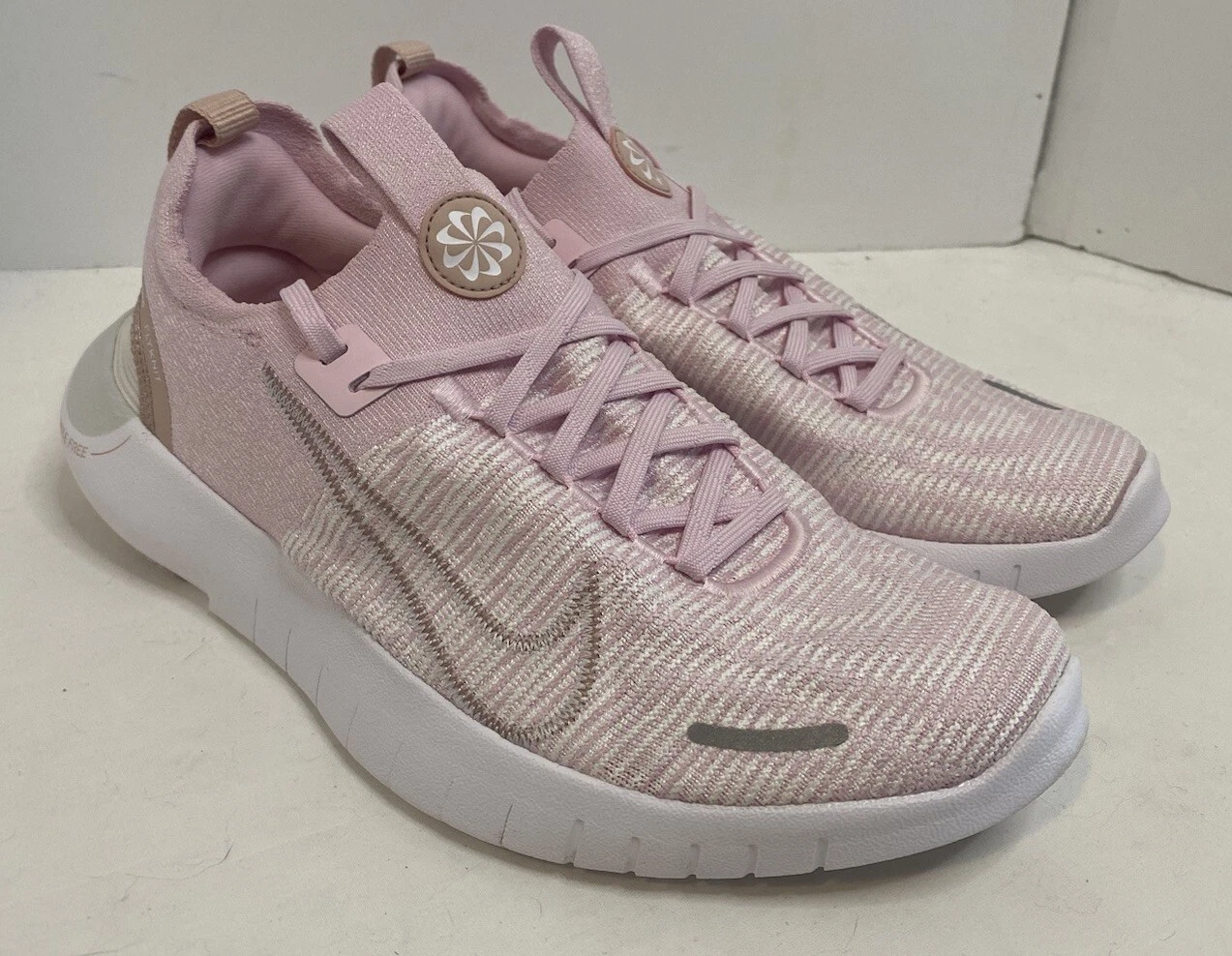 Nike da donna taglia 9 5 Free Run Next Nature rosa bianco running DX6482 600