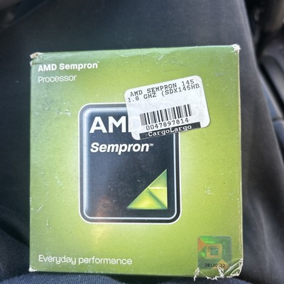 AMD Sempron 145 2.8 GHz (SDX145HBGMBOX) Processor