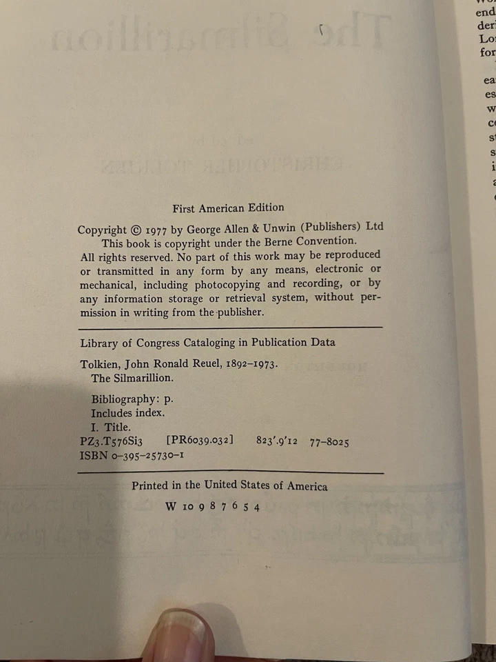Tolkien J.R.R. The Silmarillion First American Edition 1977 - Imagem 4 de 4