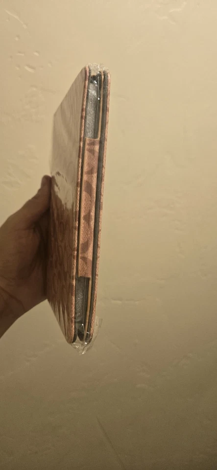 Coach Signature Canvas Kindle Cover 7"/6.8 2024 E Reader Case - Image 2 of 4