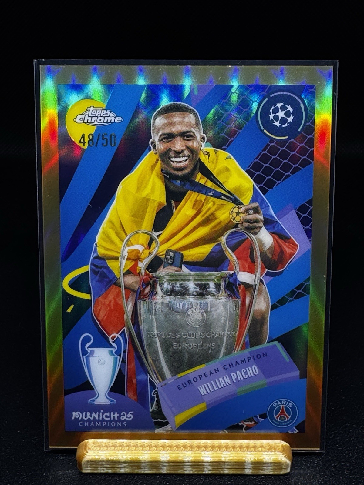 Willian Pacho 2025-26 Topps Chrome UEFA /50 European Champion Gold Refractor PSG