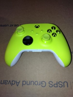 Microsoft Xbox Wireless Controller for Xbox Series X/S Electric Volt - No Box