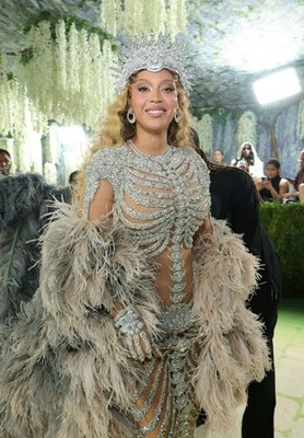 Beyoncé Knowles Hochglanz Foto 8,5'' x 11'' umrandet #604