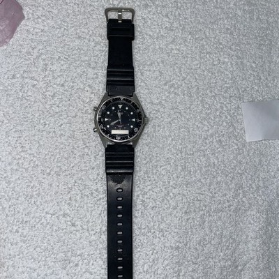 Casio Men's Vintage AMW320R-1EV Marine Analog-Digital Dive used 8A  Needs Batt