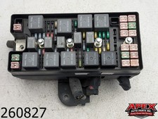 Oem 2007 Ford Mustang 4.6l Engine Bay Fuse Box Unit Assembly Oem 2007 Ford Mustang 4.6l Engine Bay Fuse Box Unit Assembly