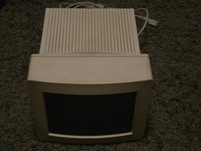 Apple M0401 AppleColor High-Resolution RGB Monitor Vintage For Parts/Restoration