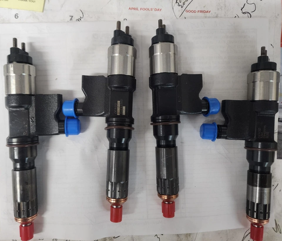 (Unidad) Conjunto inyector Isuzu NPR 2901231000 8-97329-703-4 8973297032 Foto 3 de 4