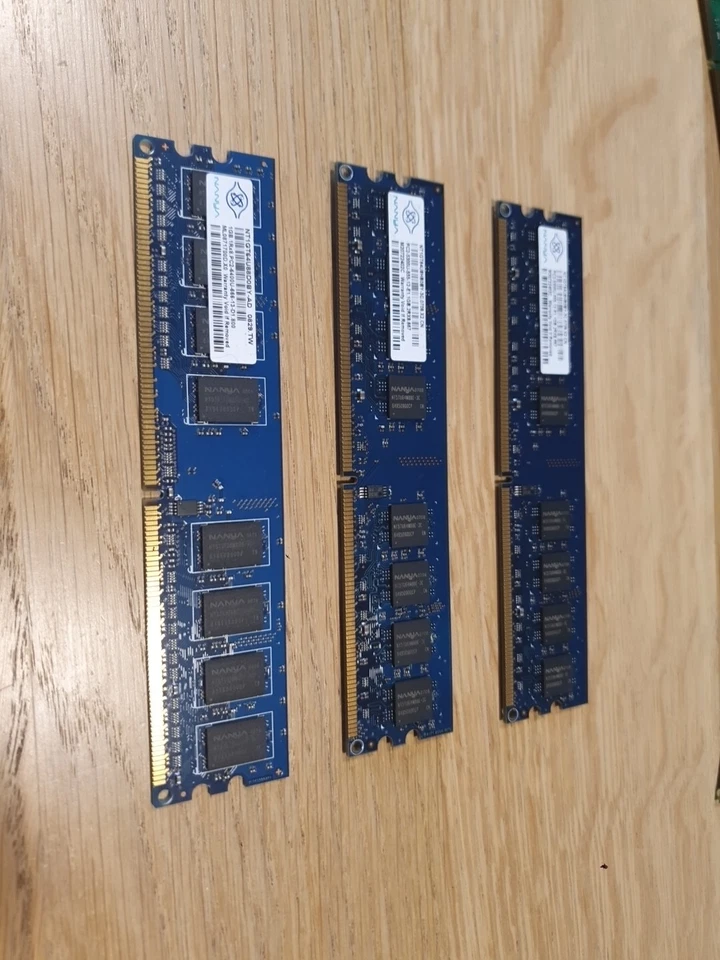 HP 3GB - 3 x Moduli RAM 1GB - DIMM 240-pin - Immagine 2 di 2