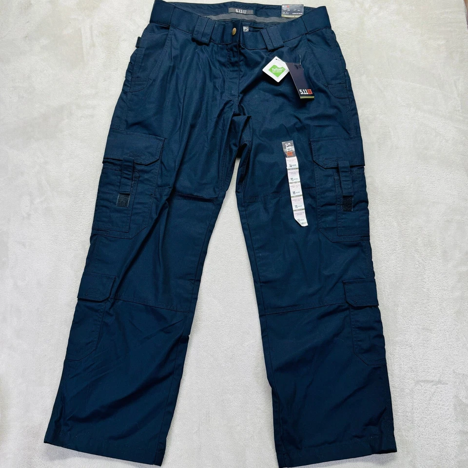 Pantalones 5.11 Taclife Tactical EMS para mujer 16 carga regular utilitario teflón azul marino oscuro Foto 2 de 4