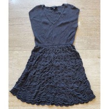 Nine West Gray V-Neck Knit Dress with Textured Skirt Medium
