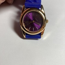 Women s Casual Watch Purple Dial Blue Rubber Band 30mm 6 Band New Battery