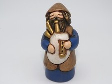 THUN  Presepe Classico Zampognaro   blu. Altezza 9 cm.